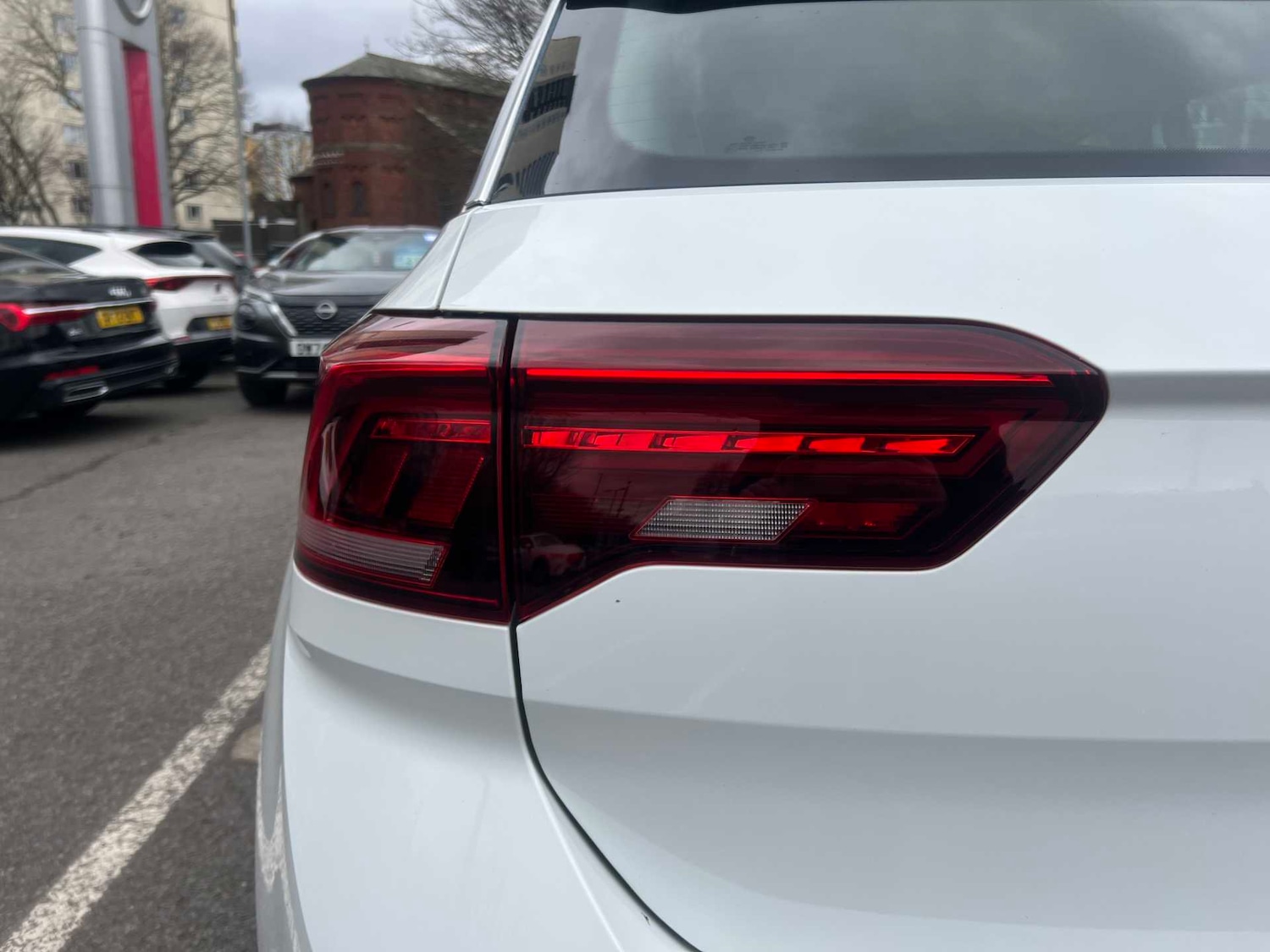 Used Volkswagen T-Roc 2023 for sale - 78011639: Photo 28