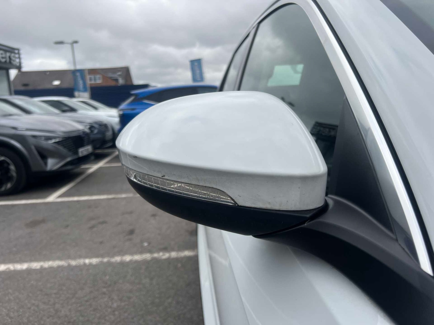 Used Volkswagen T-Roc 2023 for sale - 78011639: Photo 30