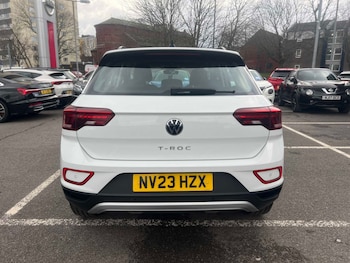 Used Volkswagen T-Roc 2023 for sale - 78011639: Photo