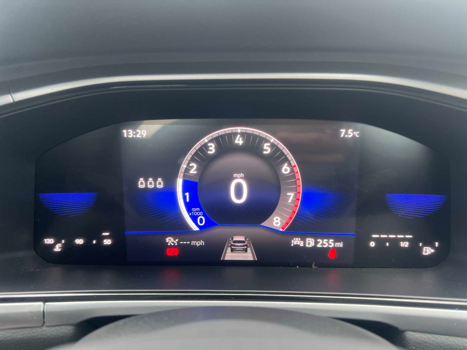 Used Volkswagen T-Roc 2023 for sale - 78011639: Photo 9