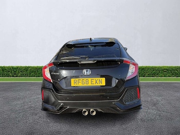 Used Honda Civic 2018 for sale - 78340381: Photo