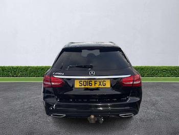 Used Mercedes-Benz C Class 2016 for sale - 77542480: Photo