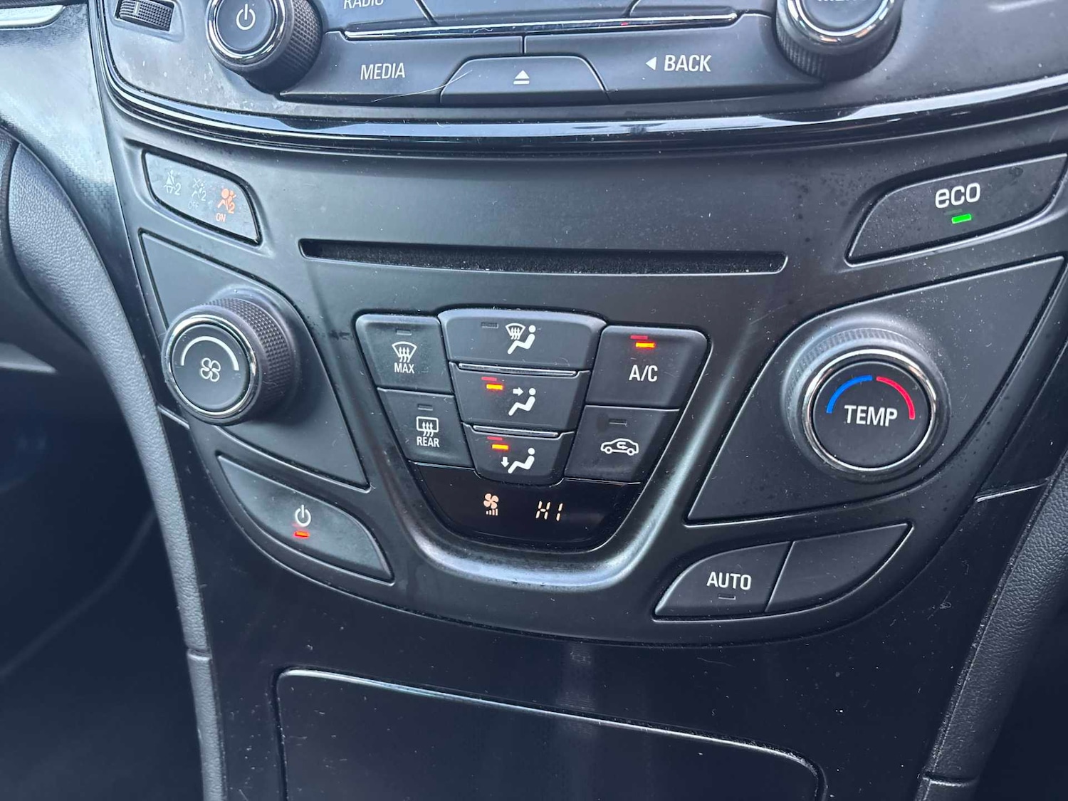 Used Vauxhall Insignia 2016 for sale - 77056799: Photo 11