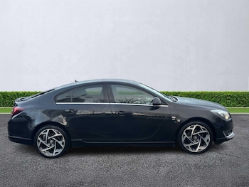 Used Vauxhall Insignia 2016 for sale - 77056799: Photo