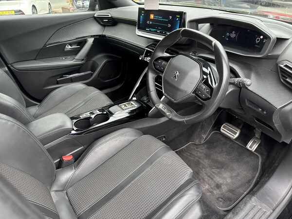 Used Peugeot E-2008 2023 for sale - 76011060: Photo 13