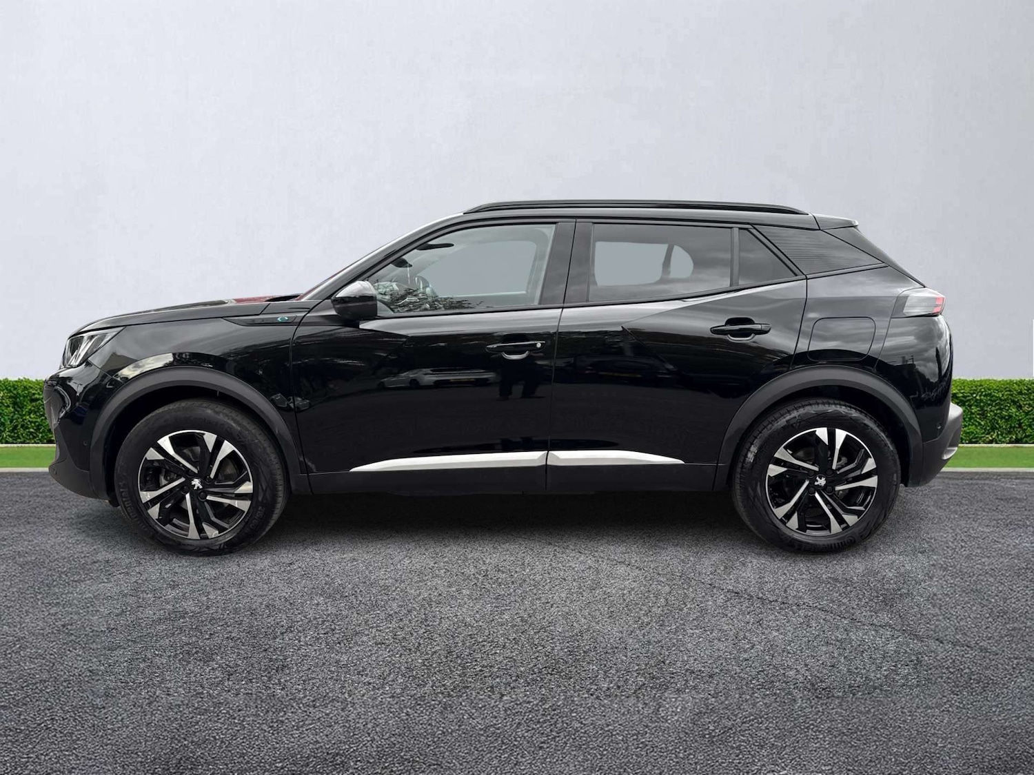 Used Peugeot E-2008 2023 for sale - 76011060: Photo 17