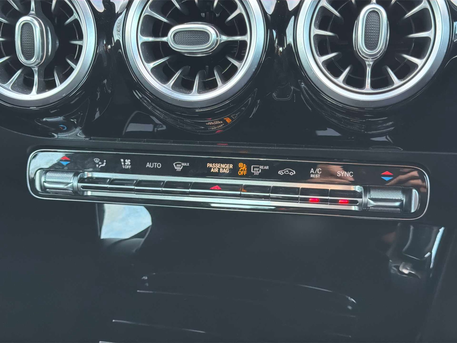 Used Mercedes-Benz A-Class 2019 for sale - 77488131: Photo 11