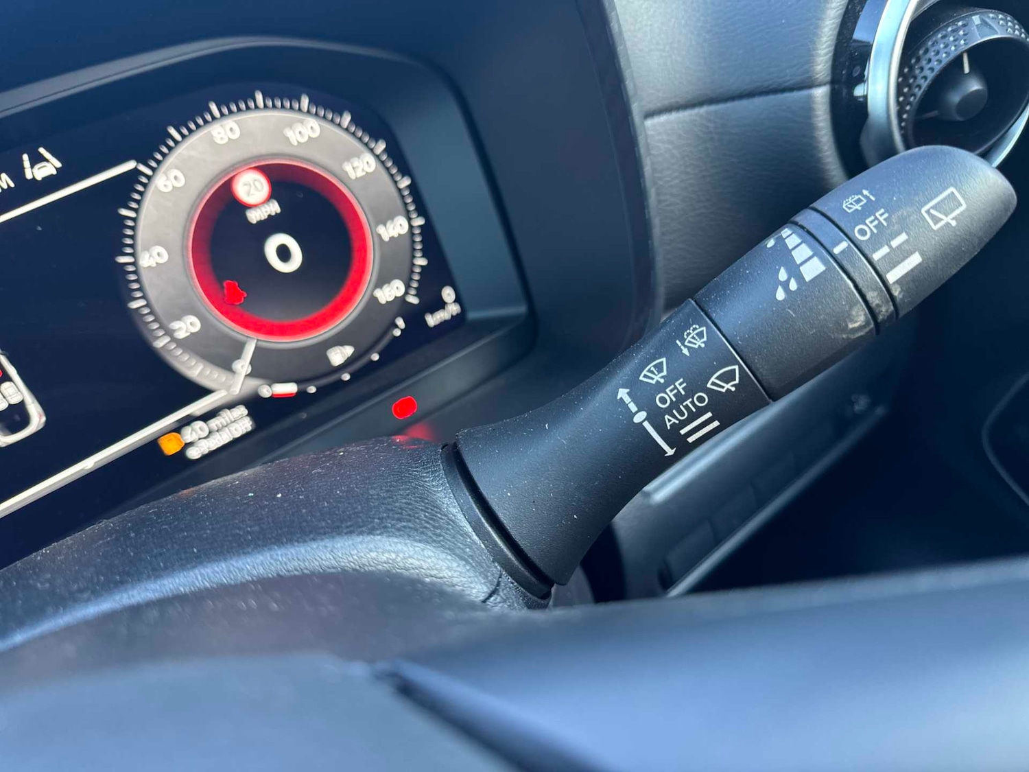 Used Nissan Juke 2024 for sale - 76383351: Photo 25