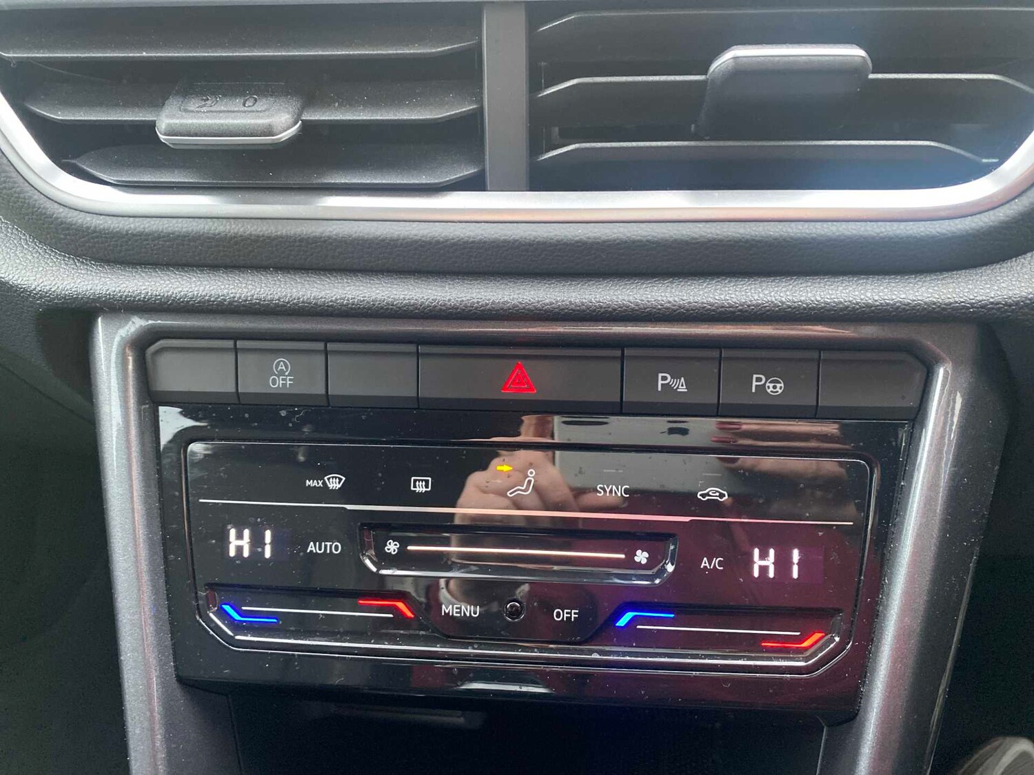 Used Volkswagen T-Roc 2023 for sale - 78191435: Photo 11