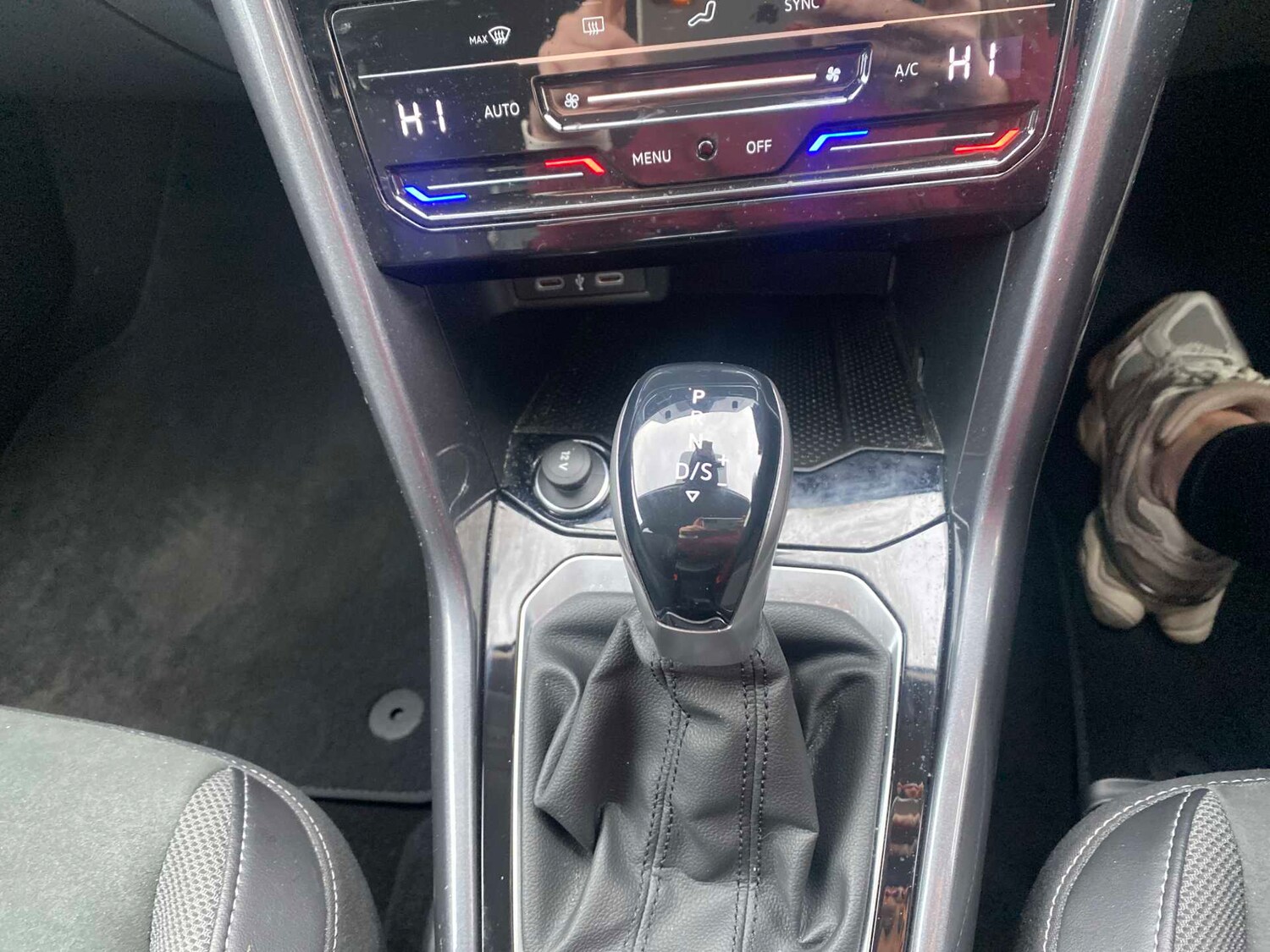 Used Volkswagen T-Roc 2023 for sale - 78191435: Photo 12