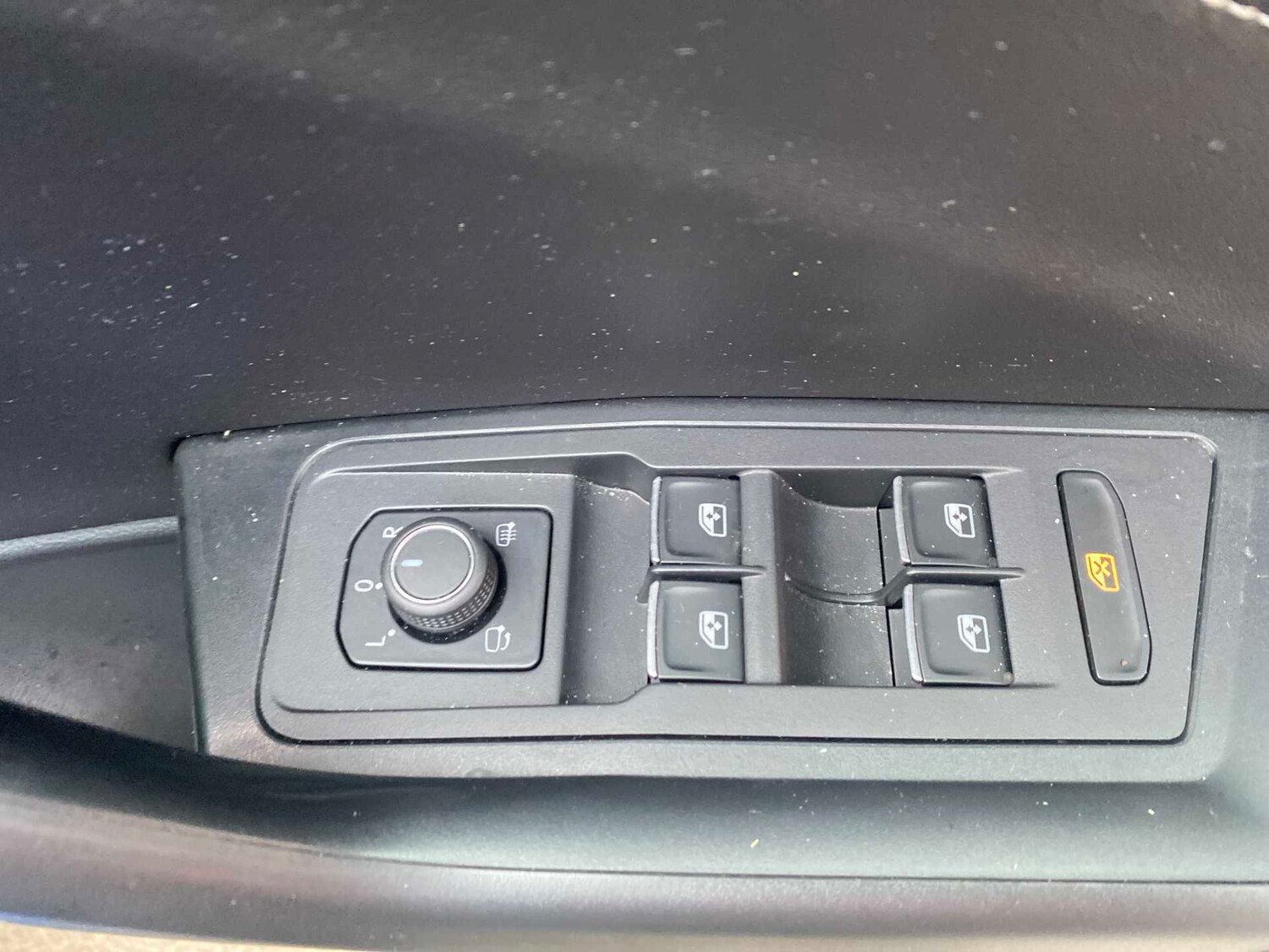 Used Volkswagen T-Roc 2023 for sale - 78191435: Photo 20