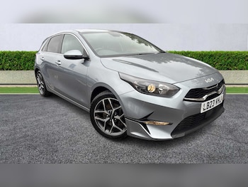 Used Kia Ceed 2023 for sale - 75616072: Photo