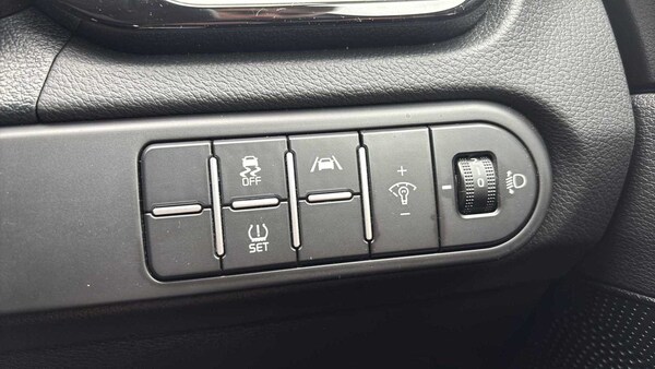 Used Kia Ceed 2023 for sale - 75616072: Photo 28