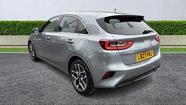 Used Kia Ceed 2023 for sale - 75616072: Photo 2