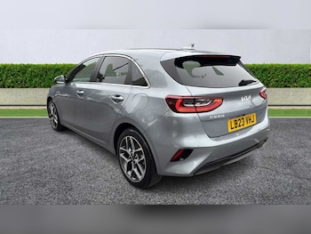 Used Kia Ceed 2023 for sale - 75616072: Photo