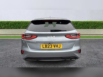 Used Kia Ceed 2023 for sale - 75616072: Photo