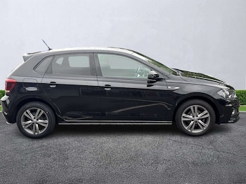 Used Volkswagen Polo 2019 for sale - 78882627: Photo