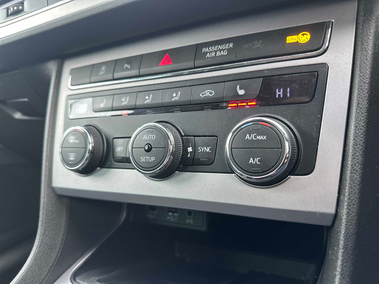 Used SEAT Leon 2019 for sale - 76831961: Photo 11