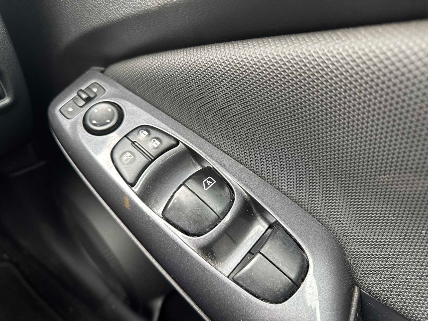 Used Nissan Juke 2022 for sale - 76471096: Photo 20