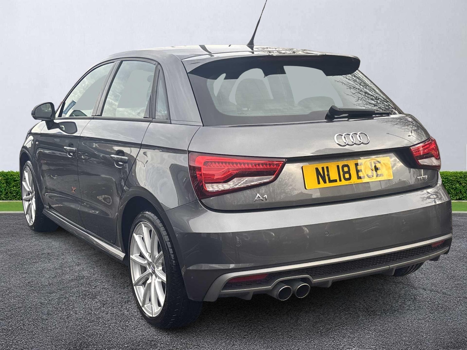 Used Audi A1 2018 for sale - 76492437: Photo 2