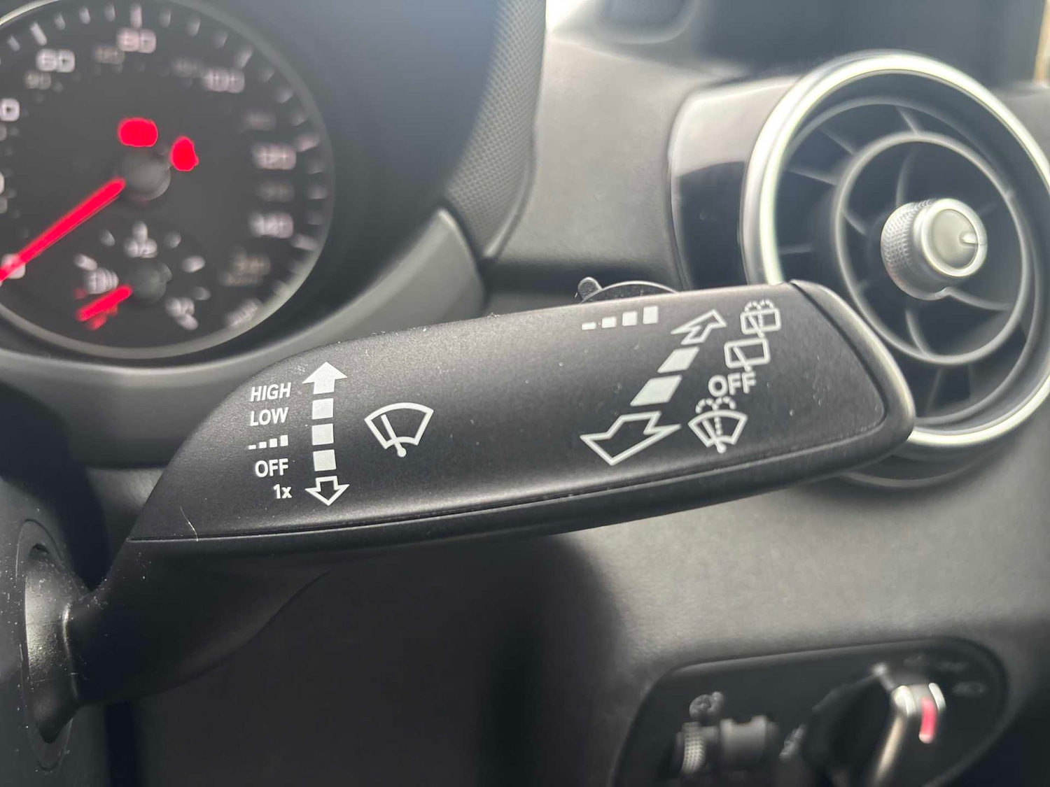 Used Audi A1 2018 for sale - 76492437: Photo 25