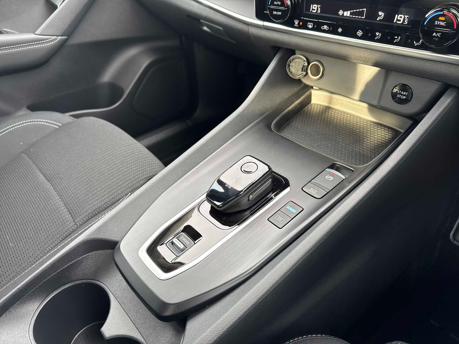 Used Nissan Qashqai 2025 for sale - 76490633: Photo 12