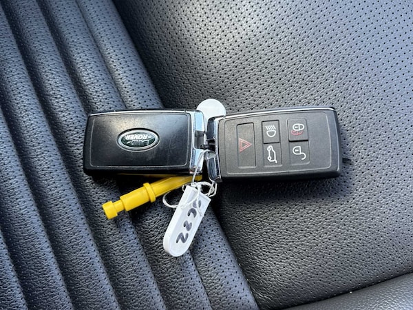 Used Land Rover Discovery Sport 2022 for sale - 75568791: Photo 11