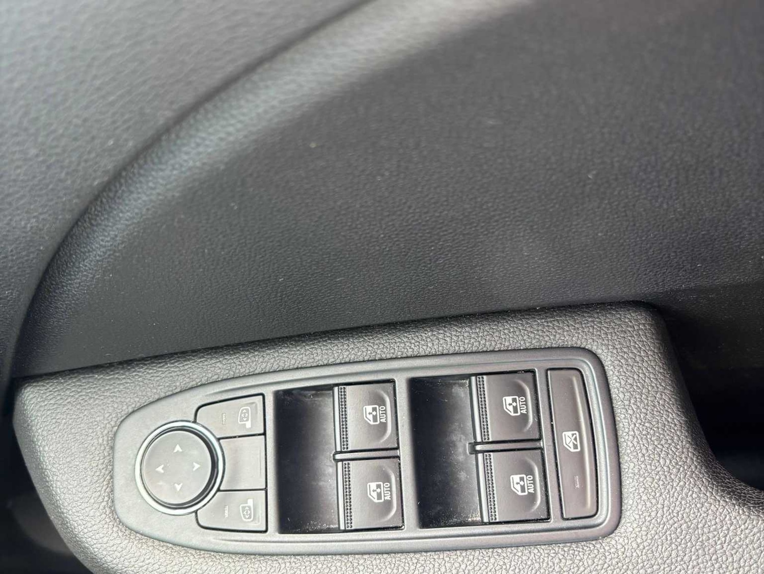 Used Renault Clio 2023 for sale - 78223318: Photo 15