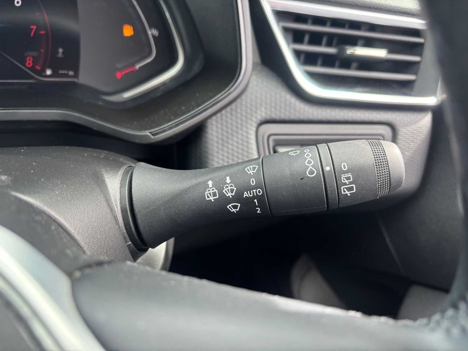 Used Renault Clio 2023 for sale - 78223318: Photo 18