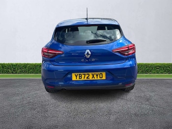 Used Renault Clio 2023 for sale - 78223318: Photo