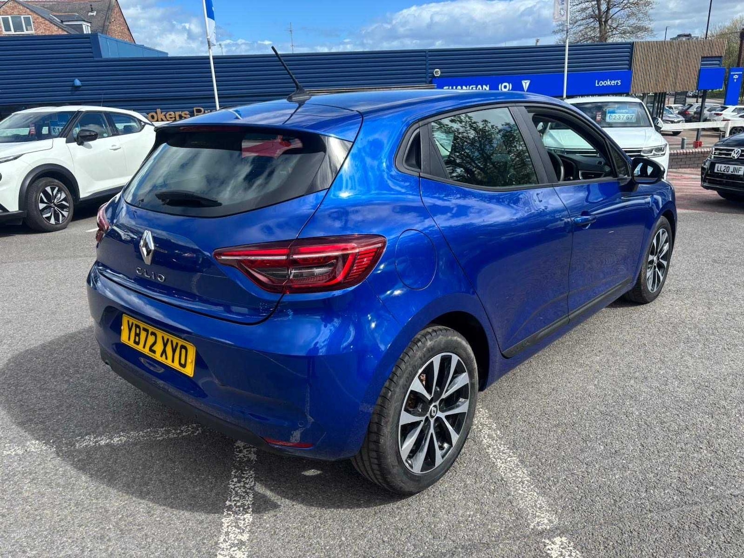 Used Renault Clio 2023 for sale - 78223318: Photo 8