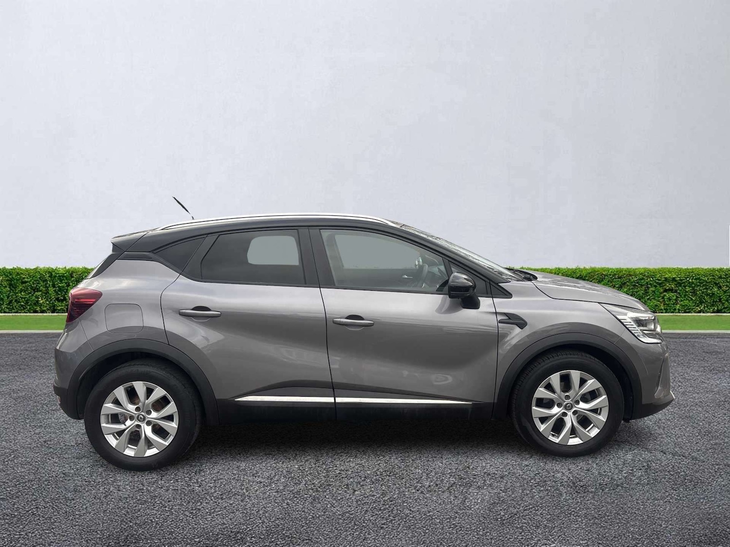 Used Renault Captur 2020 for sale - 78121896: Photo 3
