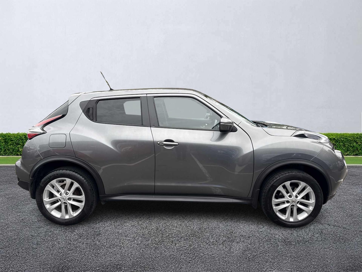 Used Nissan Juke 2017 for sale - 76198423: Photo 3