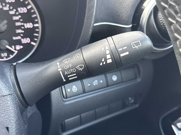 Used Nissan Juke 2022 for sale - 76252630: Photo 25
