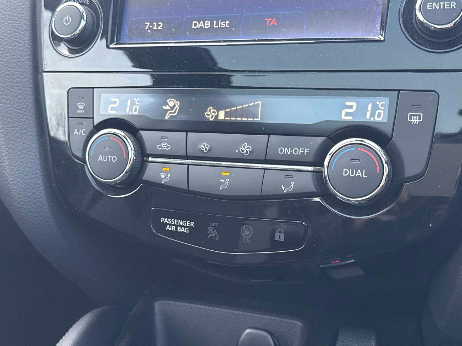 Used Nissan Qashqai 2018 for sale - 76918931: Photo 11