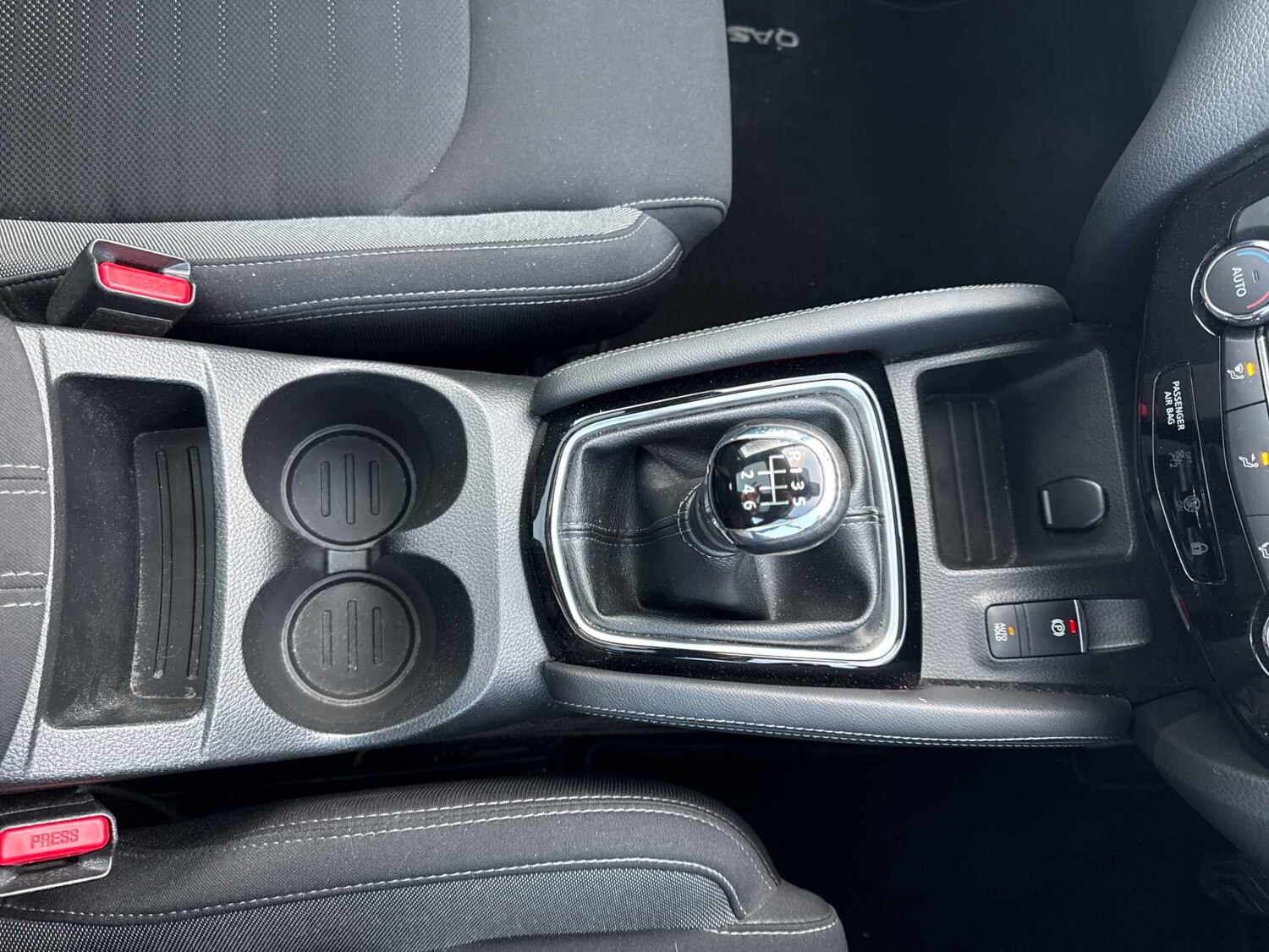 Used Nissan Qashqai 2018 for sale - 76918931: Photo 12