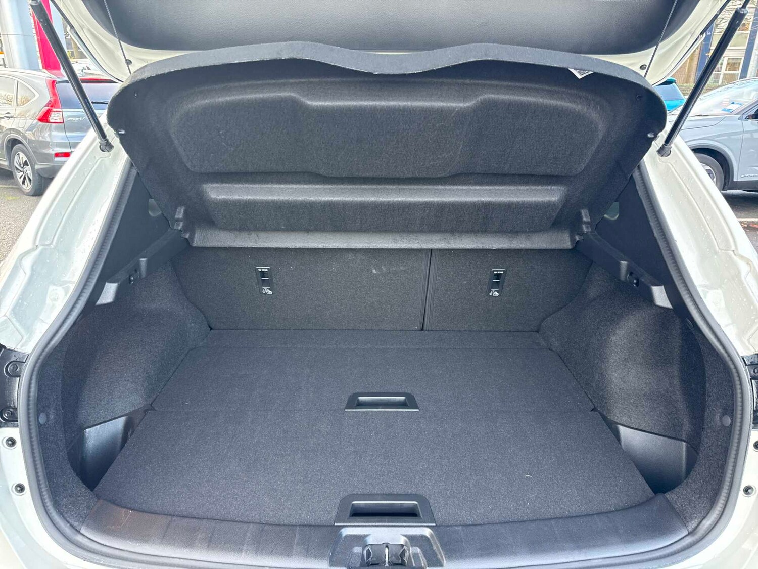 Used Nissan Qashqai 2018 for sale - 76918931: Photo 16