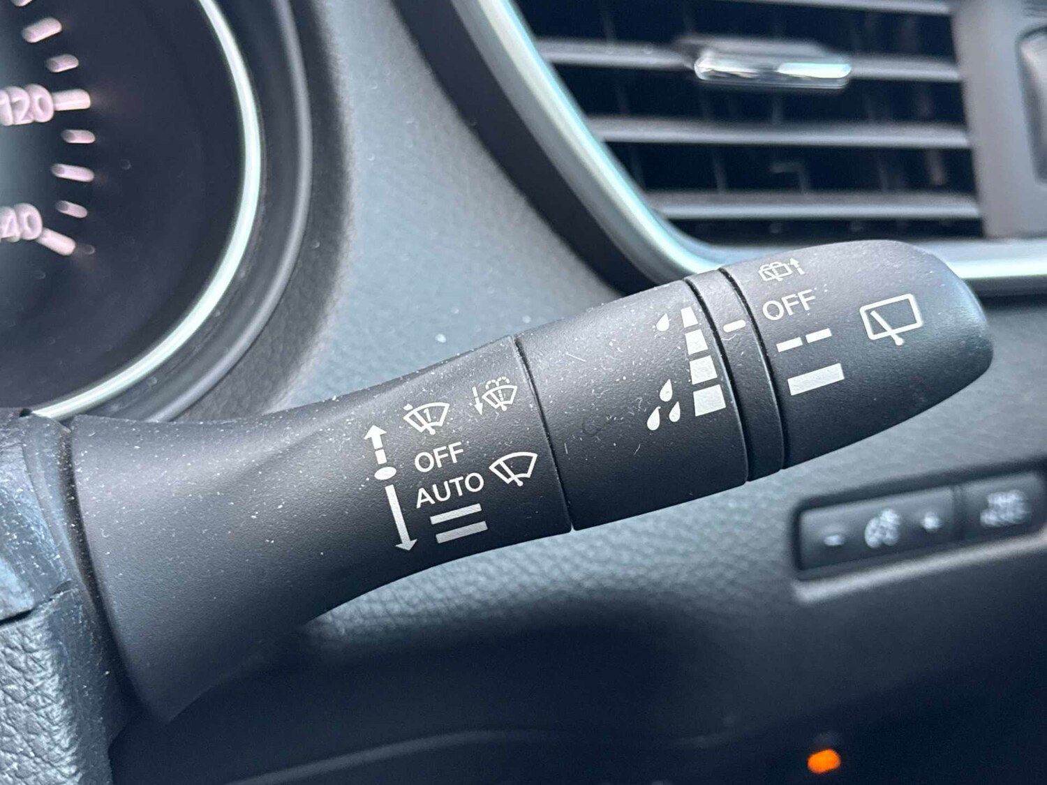 Used Nissan Qashqai 2018 for sale - 76918931: Photo 25