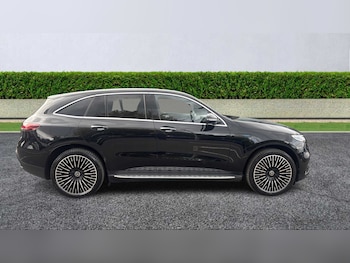 Used Mercedes-Benz EQC 2022 for sale - 75529996: Photo