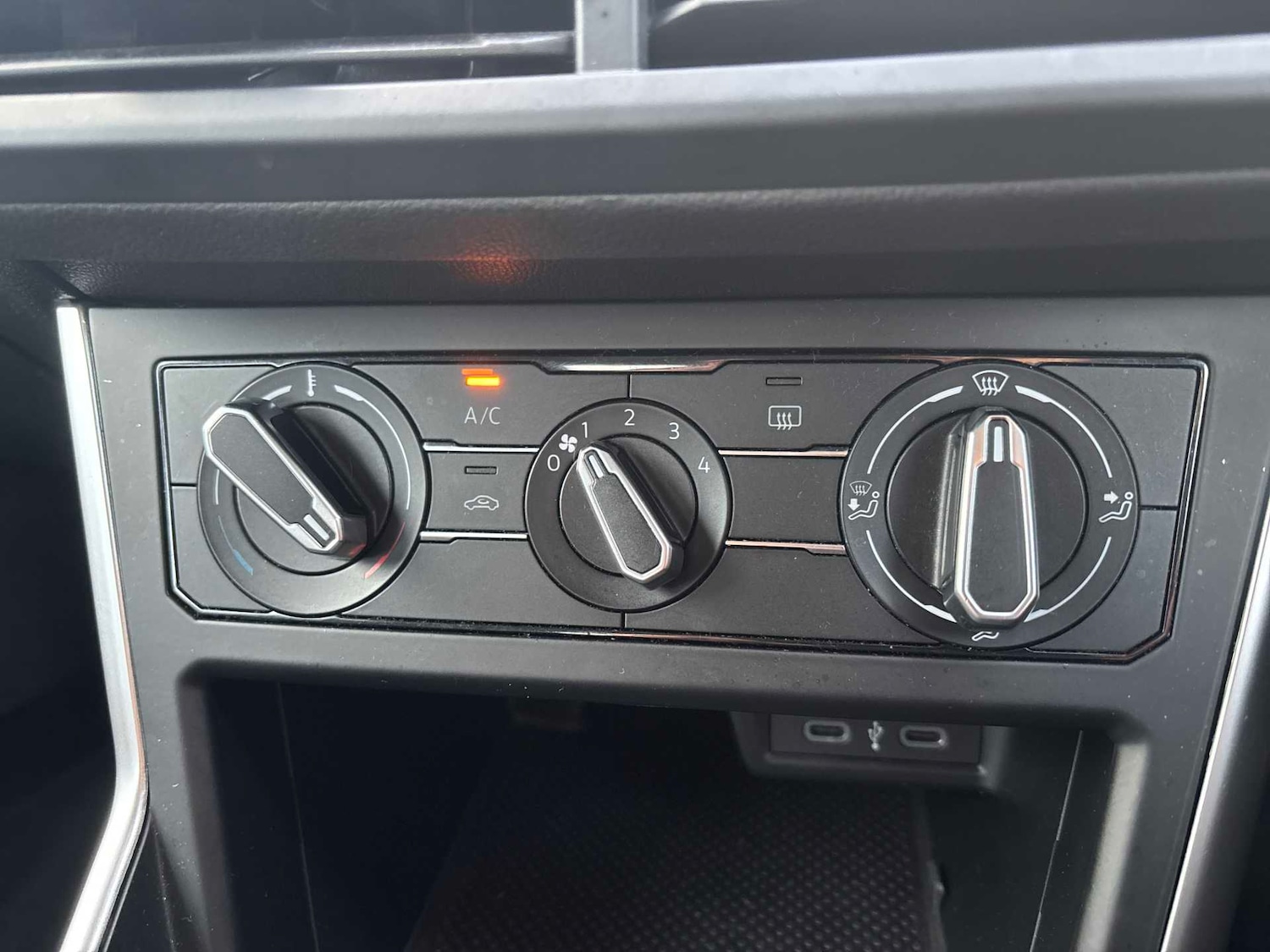 Used Volkswagen Polo 2023 for sale - 77069347: Photo 11