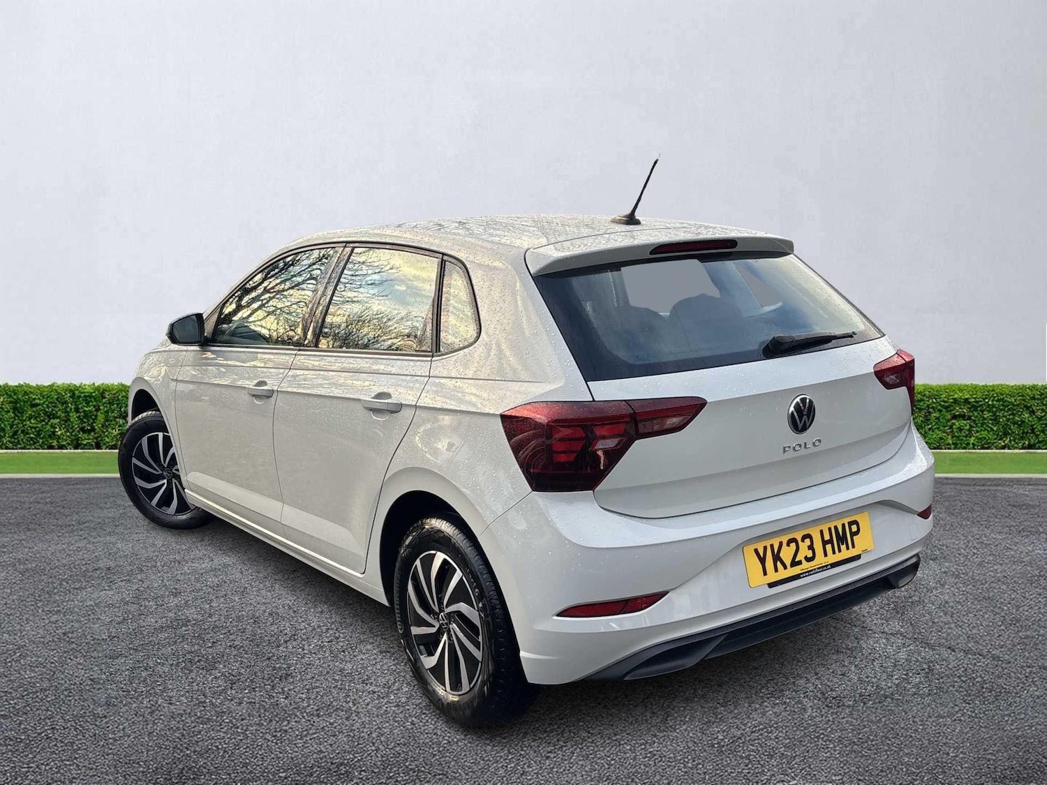 Used Volkswagen Polo 2023 for sale - 77069347: Photo 2
