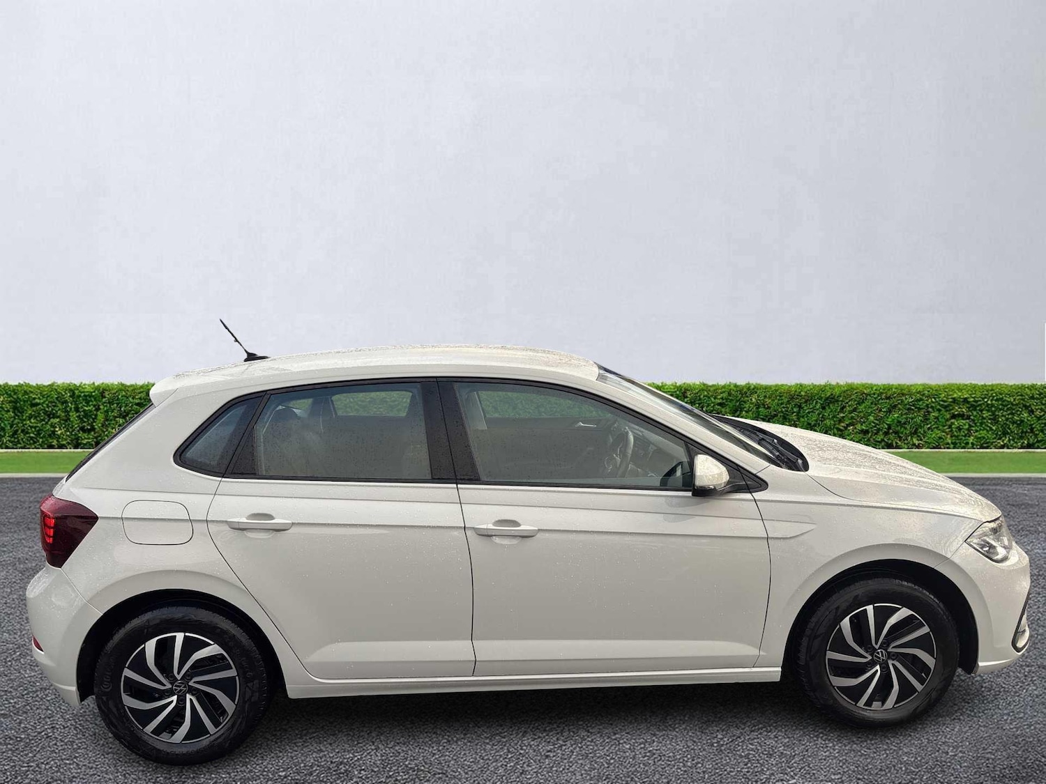 Used Volkswagen Polo 2023 for sale - 77069347: Photo 3