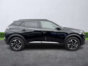 Used Peugeot E-2008 2023 for sale - 76892154: Photo