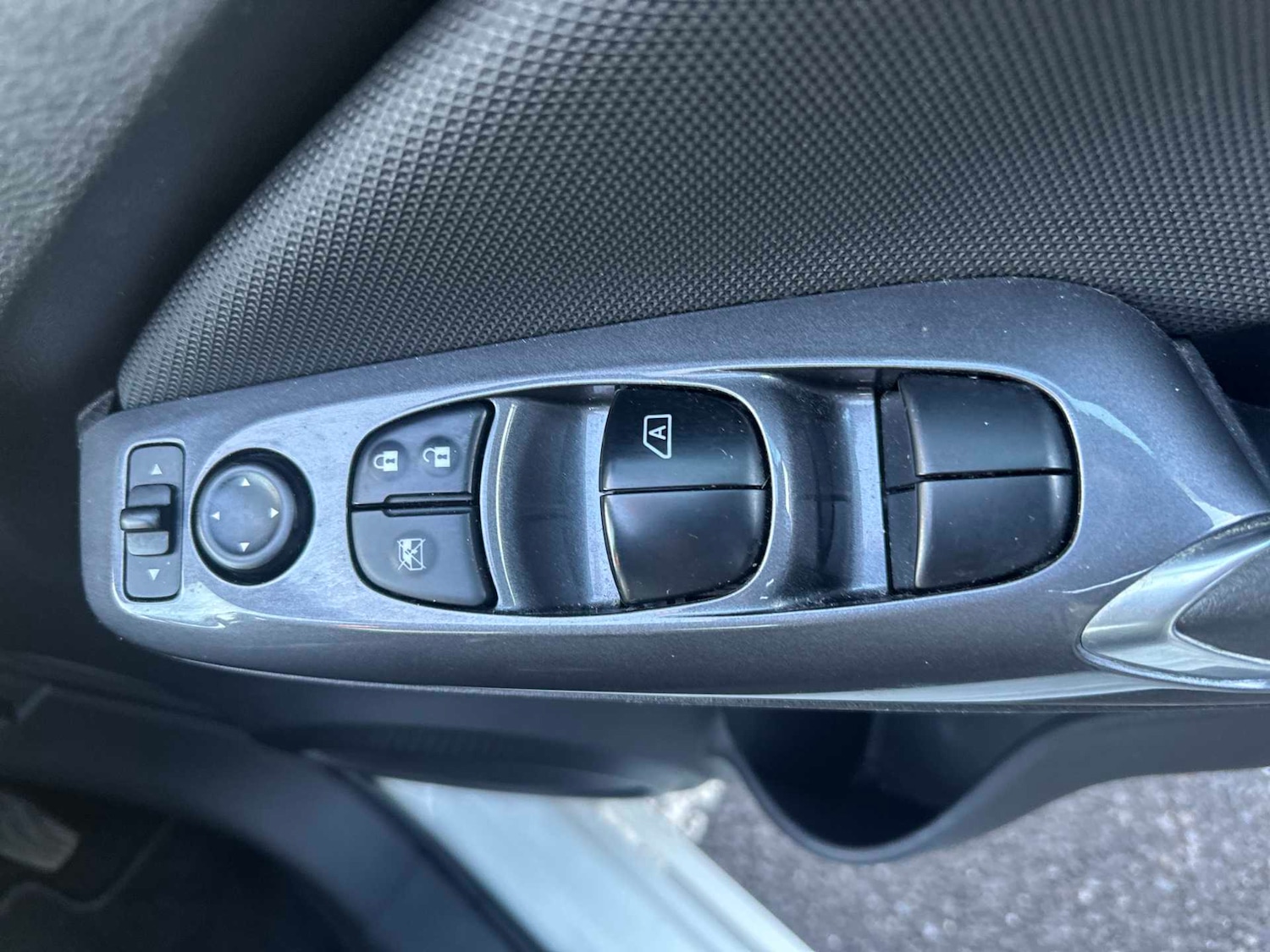 Used Nissan Juke 2022 for sale - 76860061: Photo 20