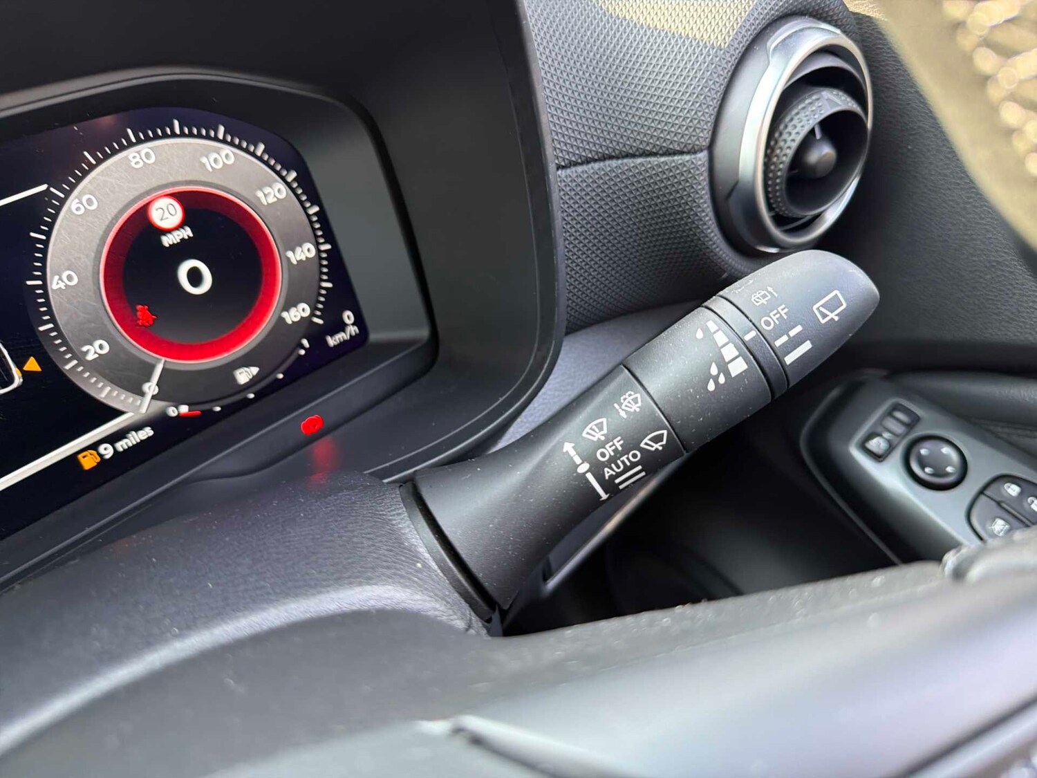 Used Nissan Juke 2025 for sale - 78191804: Photo 25