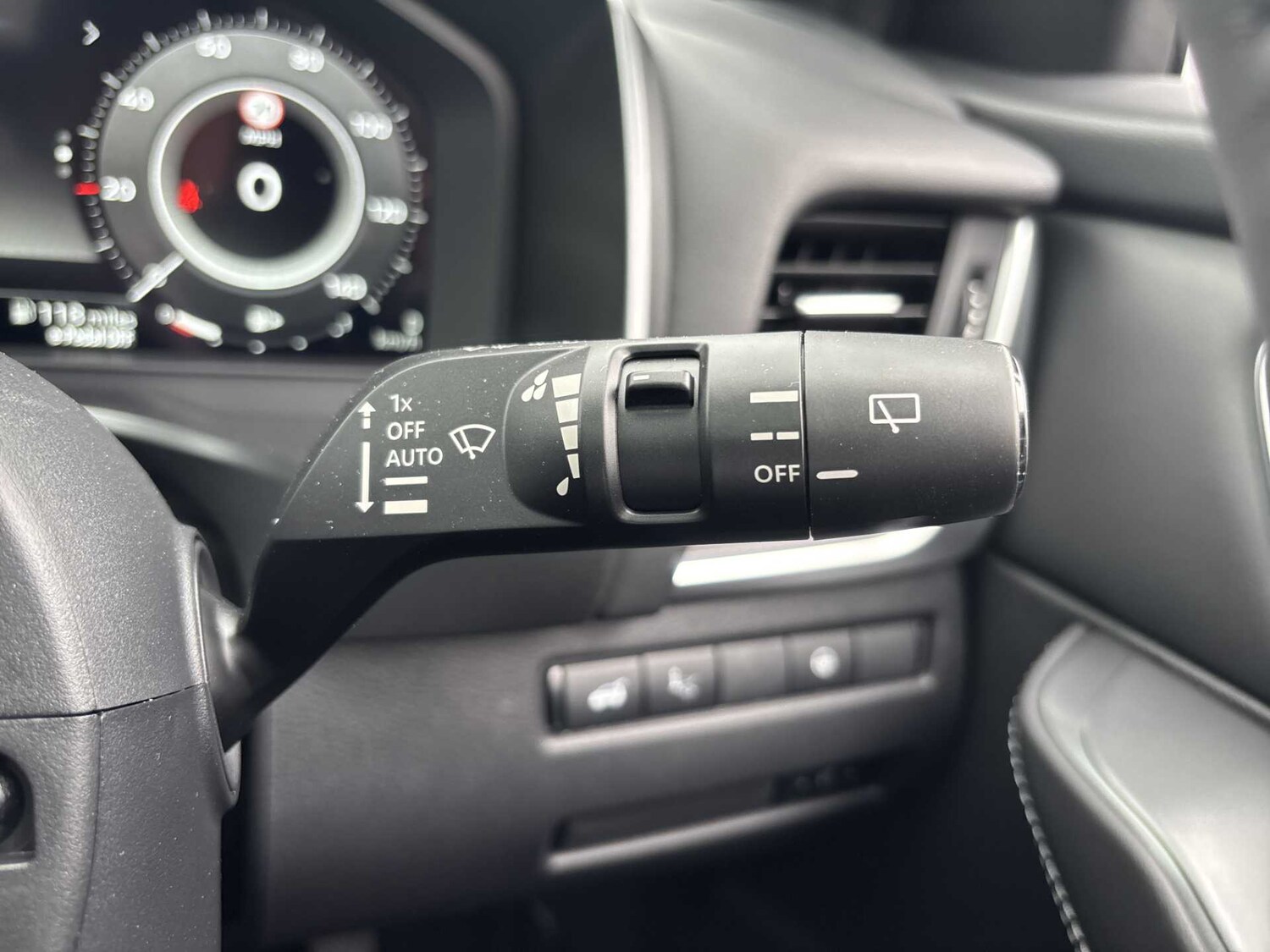 Used Nissan Qashqai 2025 for sale - 76198485: Photo 25