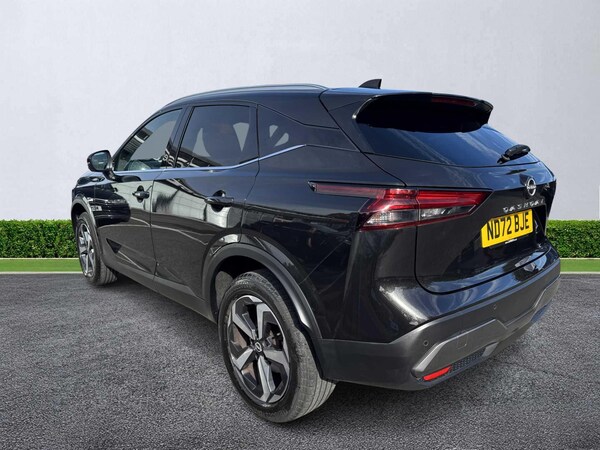 Used Nissan Qashqai 2022 for sale - 76102506: Photo 2