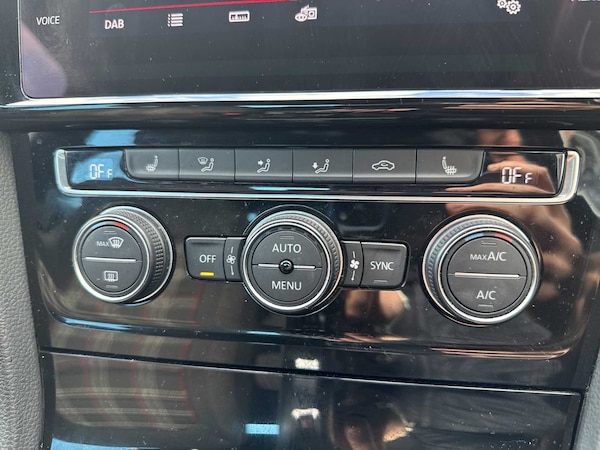 Used Volkswagen Golf 2017 for sale - 76057946: Photo 11