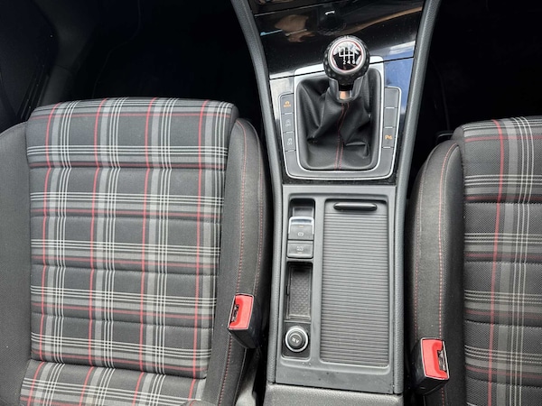 Used Volkswagen Golf 2017 for sale - 76057946: Photo 12