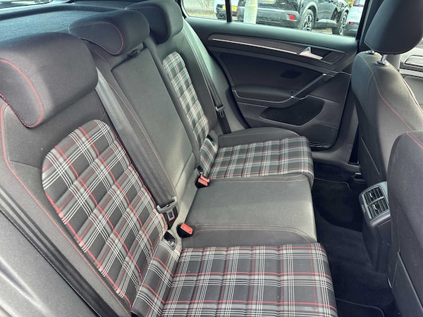 Used Volkswagen Golf 2017 for sale - 76057946: Photo 15